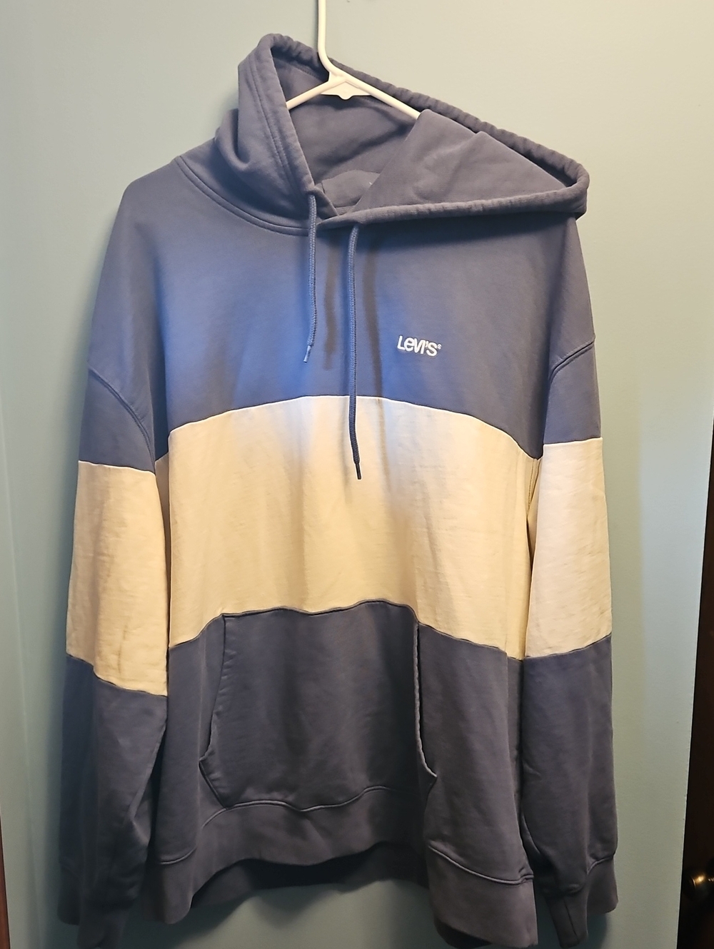 Levi's Men's Two-Tone Blue and Cream Pullover Hoodie